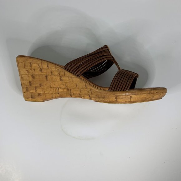 Italian Shoemaker Womens Contessa Sandals Travel Summer Casual 7M - Picture 3 of 6